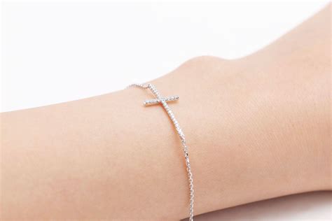 White Gold Bracelet With Cross